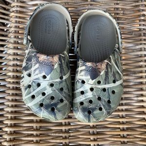 Crocs Toddler size 11 Camouflage